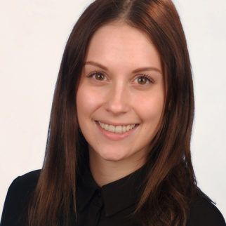 Julia_Schatz_322x322px
